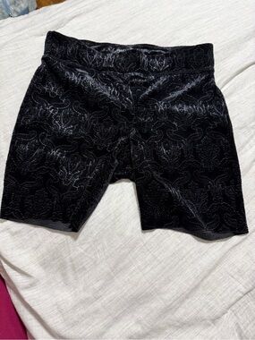 Ruff Hewn Black Velvet Patterned Bike Shorts